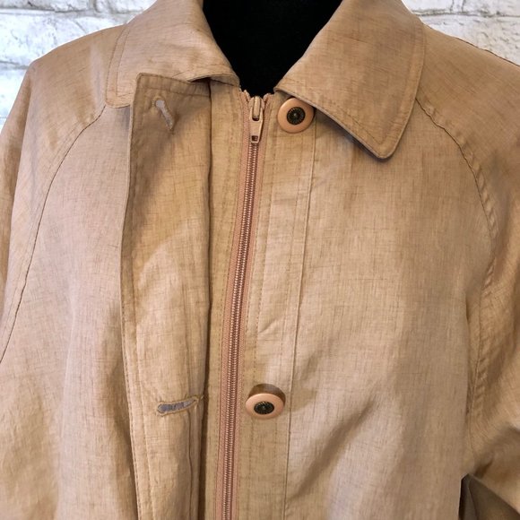 Vintage trench coat - Picture 10 of 13